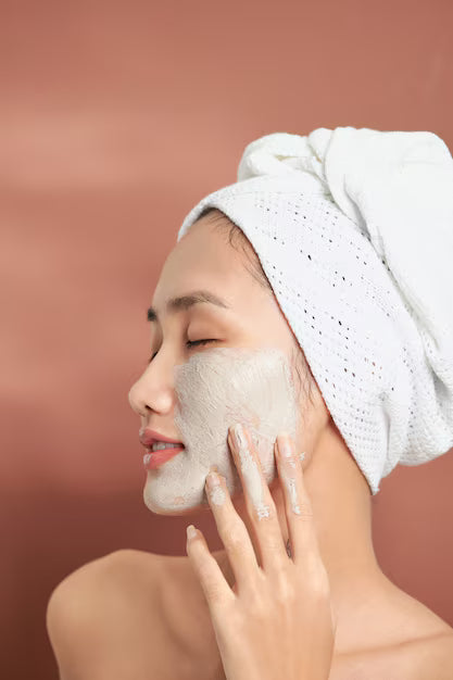 Sunscreen Off, Skin Calm On — Heartleaf Green Cleanser by ERIGERON