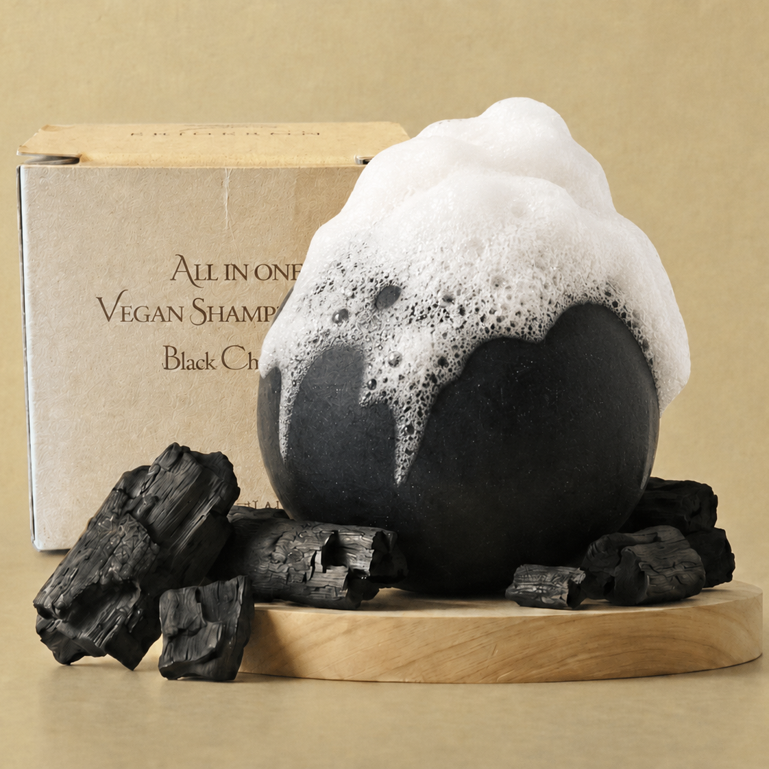 ERIGERON Vegan Shampoo Ball Black Charcoal Shampoo Ball™